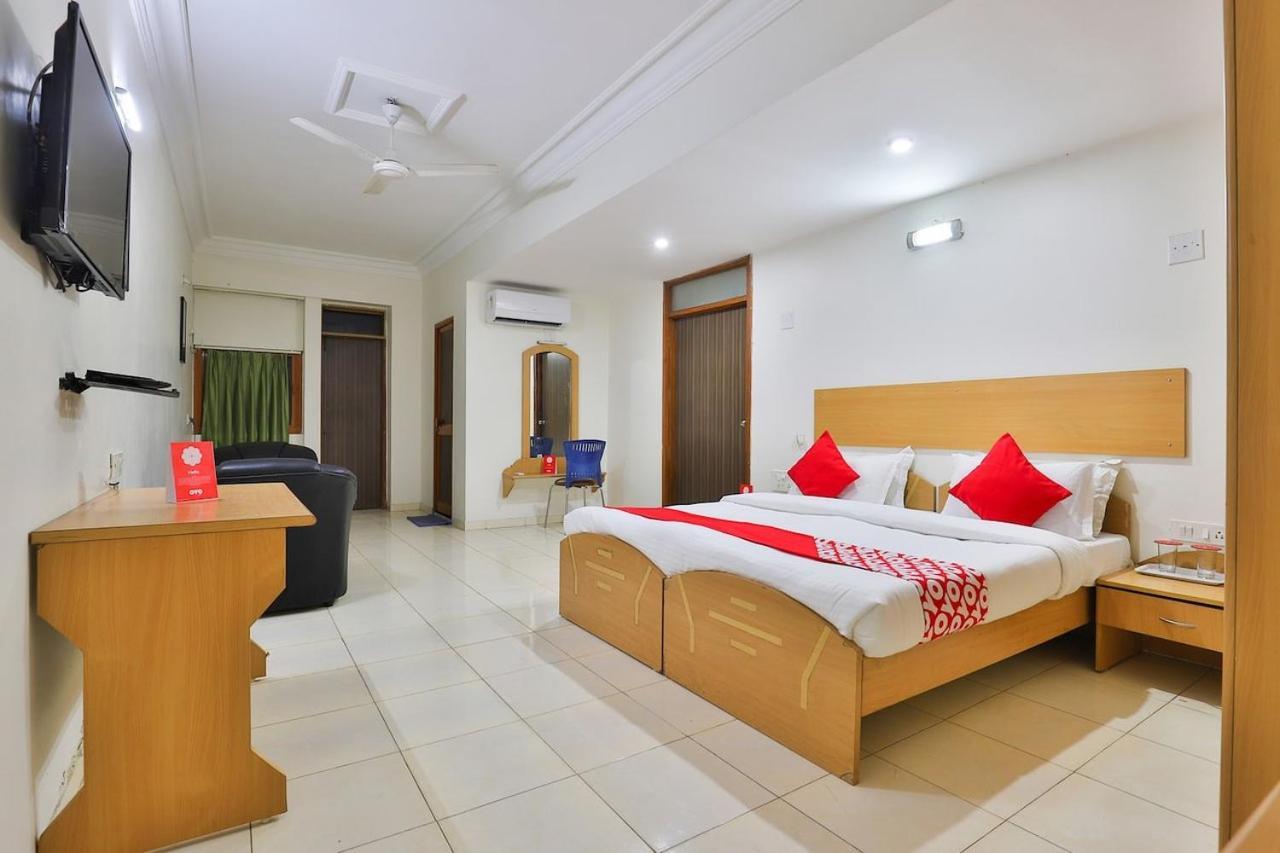 Infocity Club And Resort Γκαντχιναγκάρ Εξωτερικό φωτογραφία